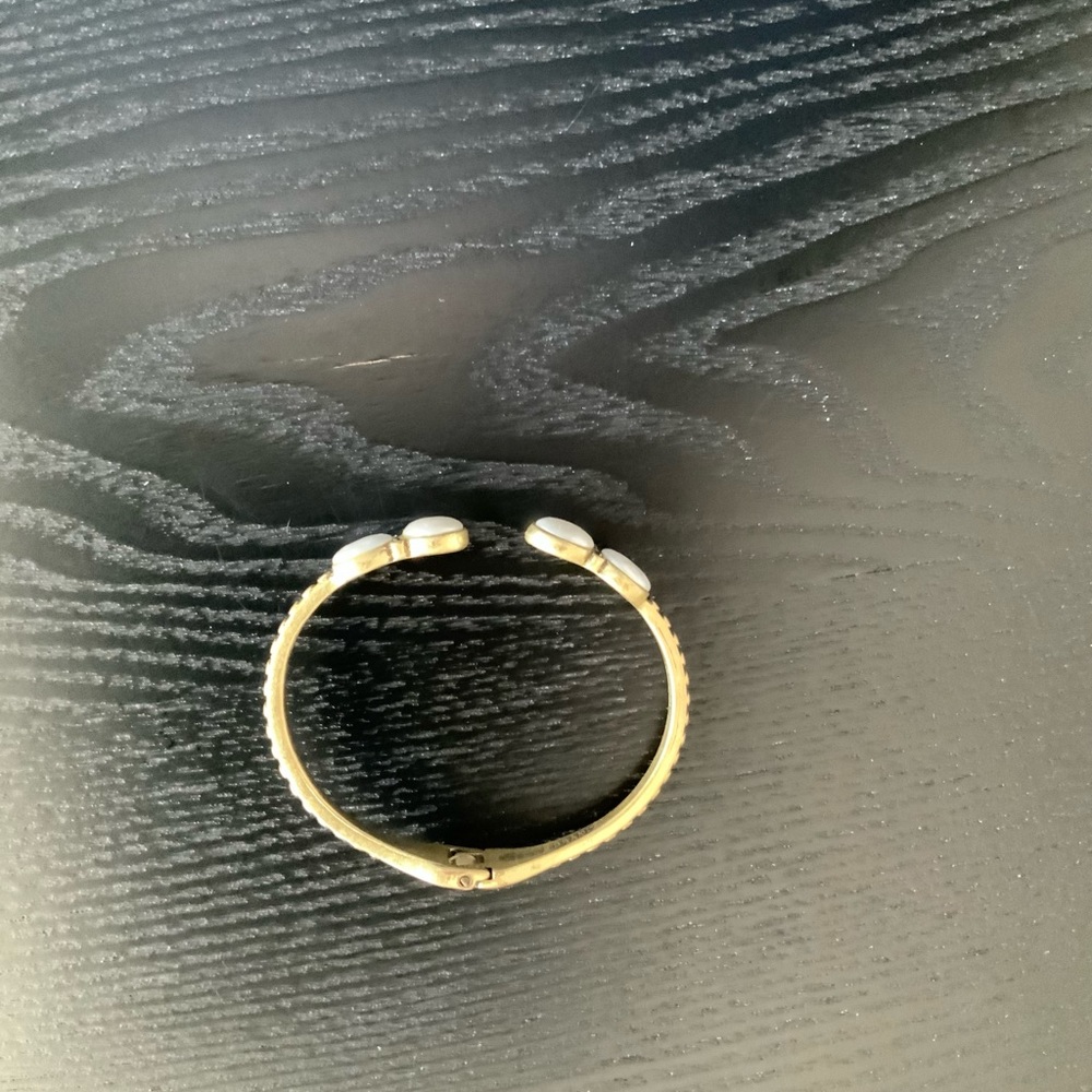 Lucky Brand gold Bracelet with Freshwater Pearl Stones
